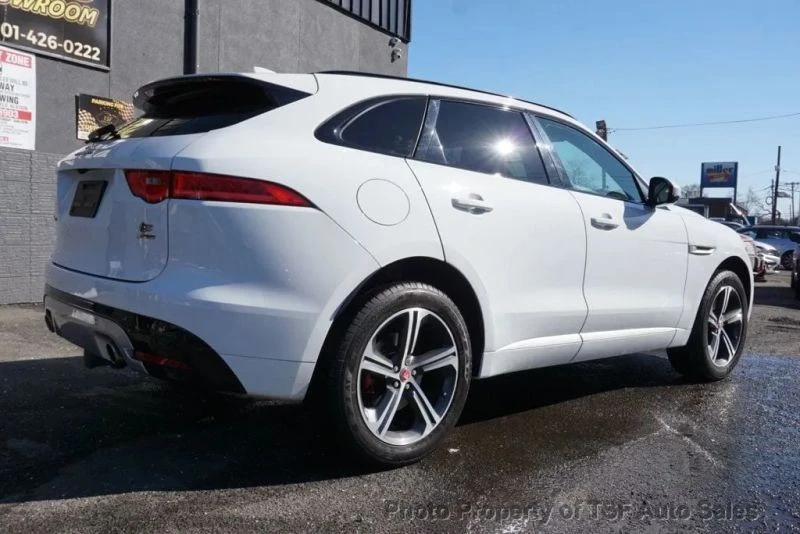 2017 Jaguar F-Pace - Image 7 of 12