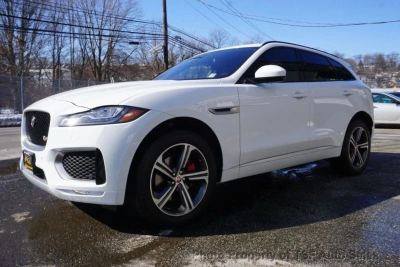 2017 Jaguar F-Pace - Image 3 of 12
