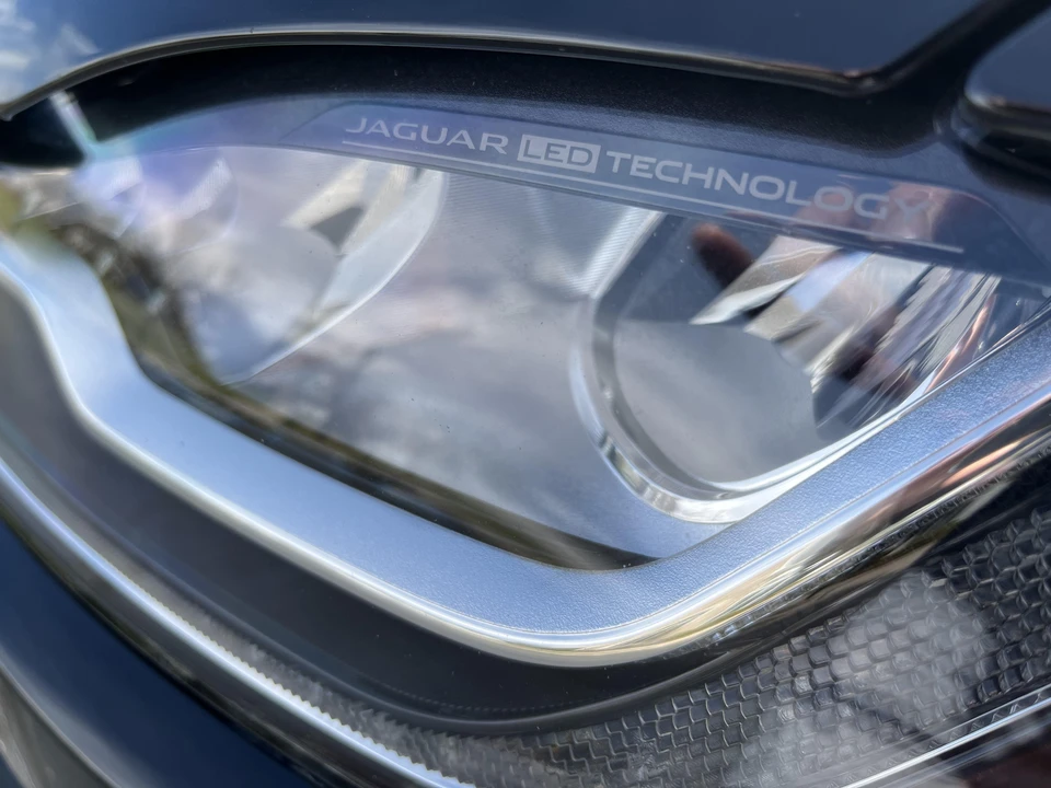 2017 Jaguar F-Pace - Image 22 of 31