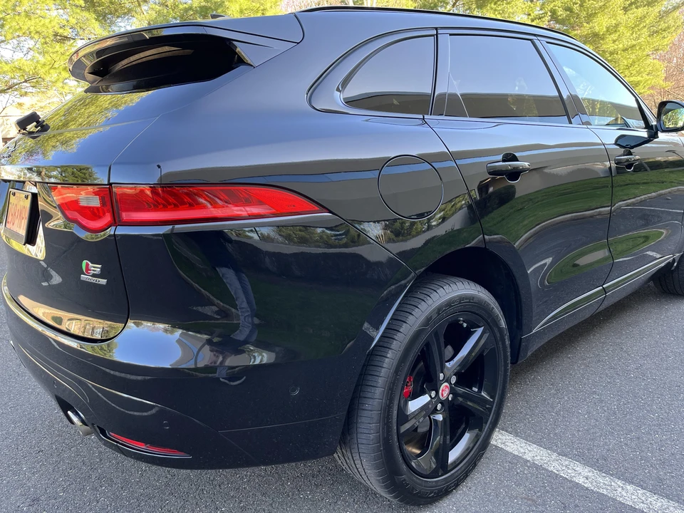 2017 Jaguar F-Pace - Image 29 of 31