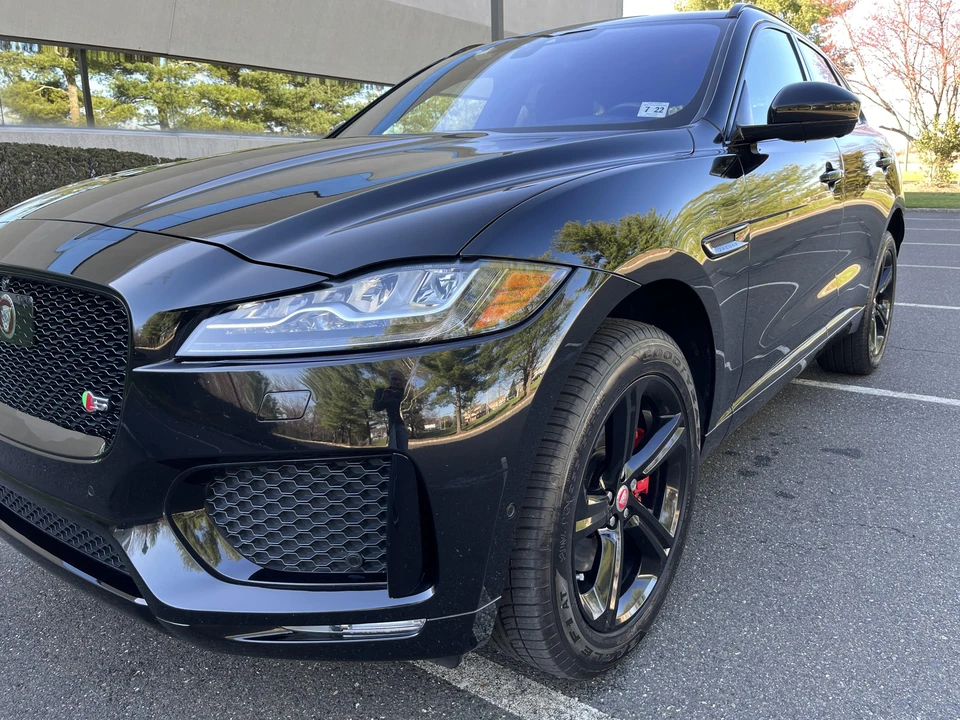 2017 Jaguar F-Pace - Image 23 of 31