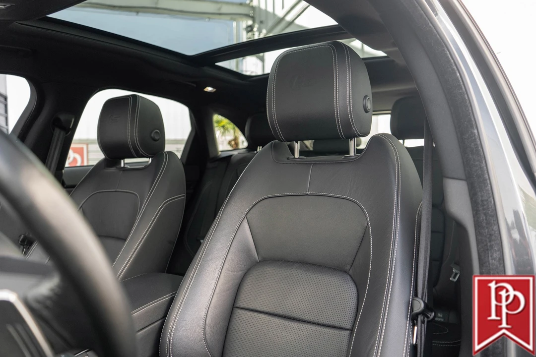 2017 Jaguar F-Pace - Image 8 of 21