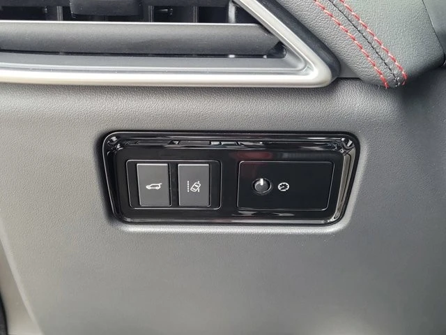 2017 Jaguar F-Pace - Image 18 of 21