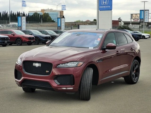 2017 Jaguar F-Pace - Image 9 of 21