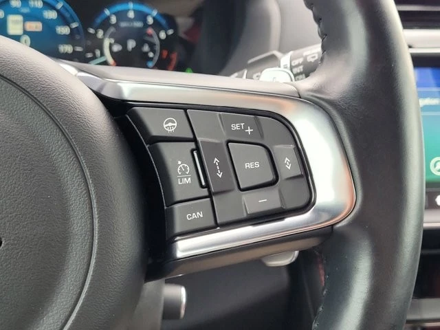 2017 Jaguar F-Pace - Image 21 of 21