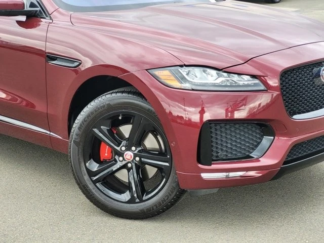 2017 Jaguar F-Pace - Image 3 of 21