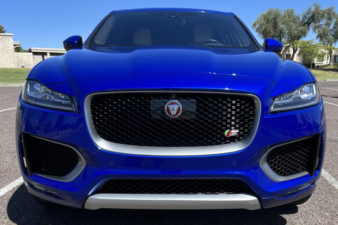 2017 Jaguar F-Pace - Image 2 of 5