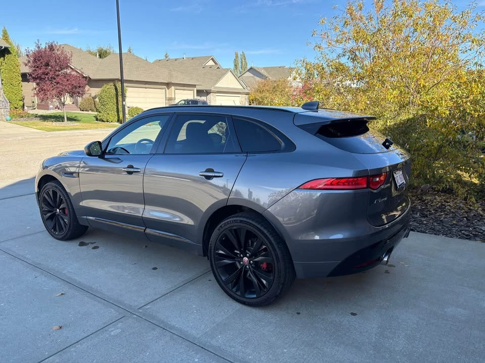 2017 Jaguar F-Pace - Image 2 of 6