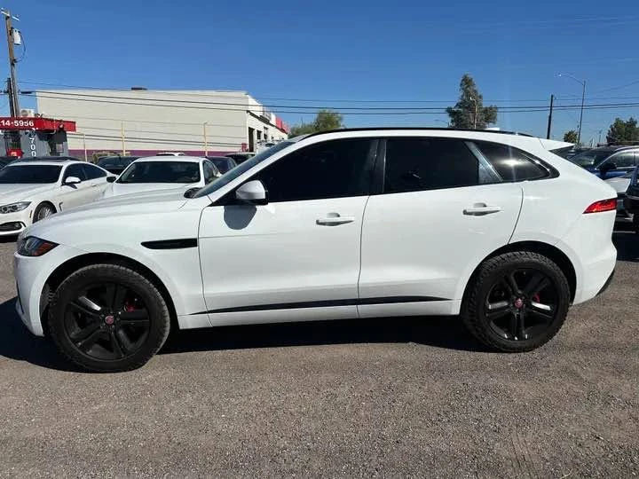 2017 Jaguar F-Pace - Image 3 of 15