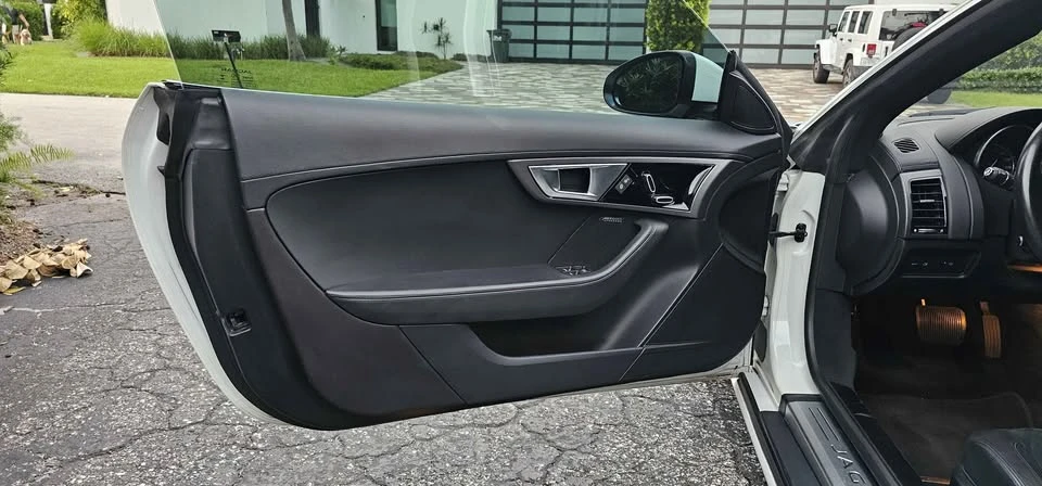 2017 Jaguar F-Type 1st Gen - Image 9 of 12