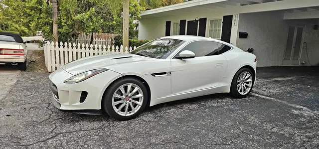 2017 Jaguar F-Type Base