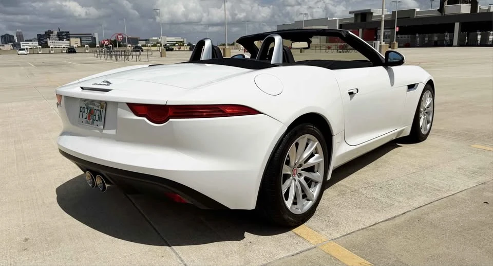 2017 Jaguar F-Type 1st Gen - Image 5 of 18