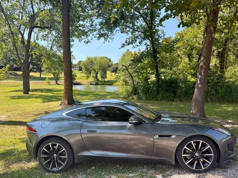 2017 Jaguar F-TYPE Premium Coupe