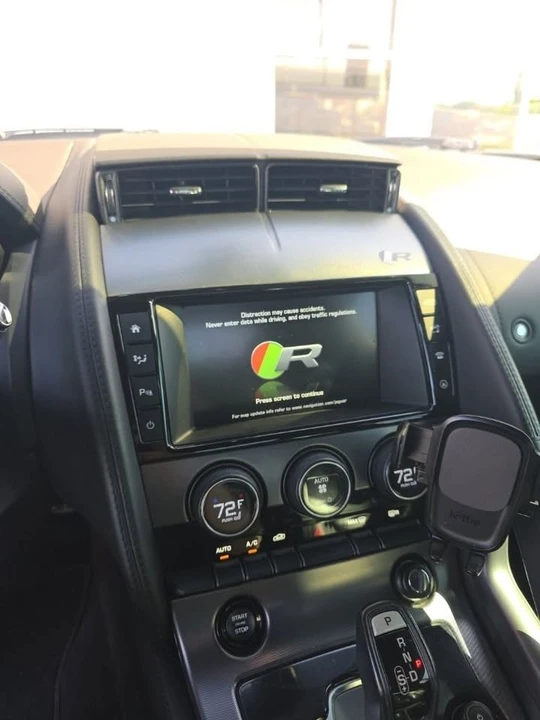 2017 Jaguar F-Type R 1st Gen - Image 16 of 18