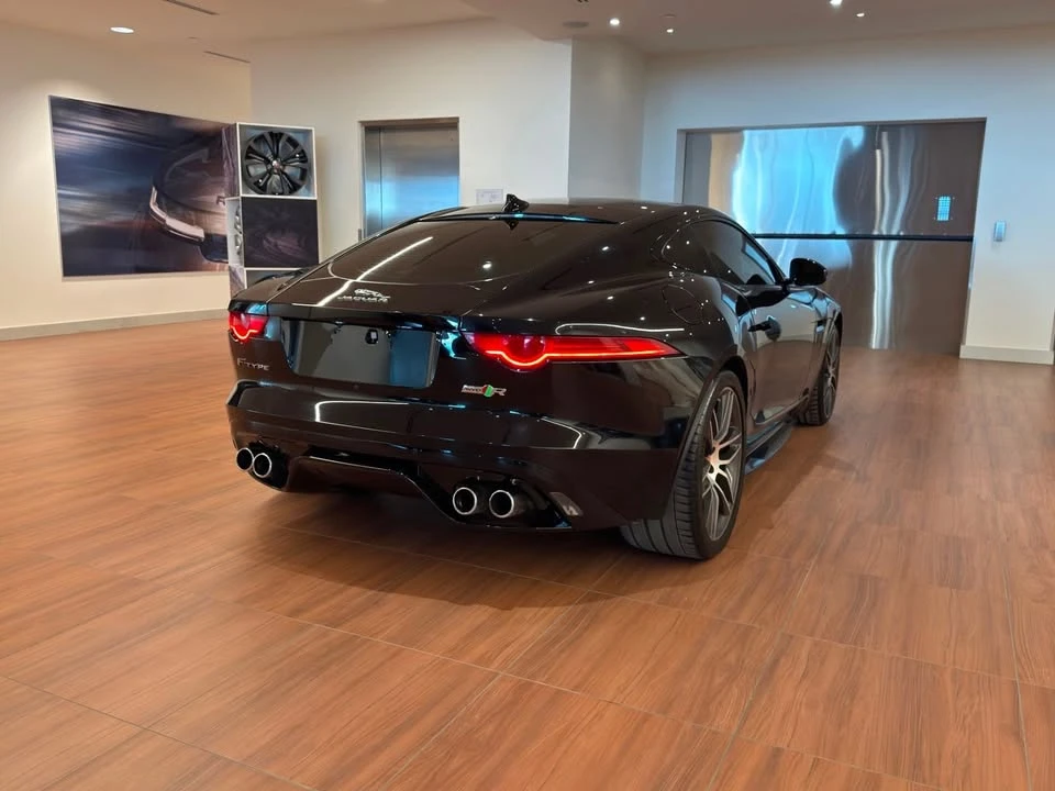 2017 Jaguar F-Type R 1st Gen - Image 7 of 16
