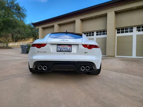 2017 Jaguar F-TYPE R Coupe