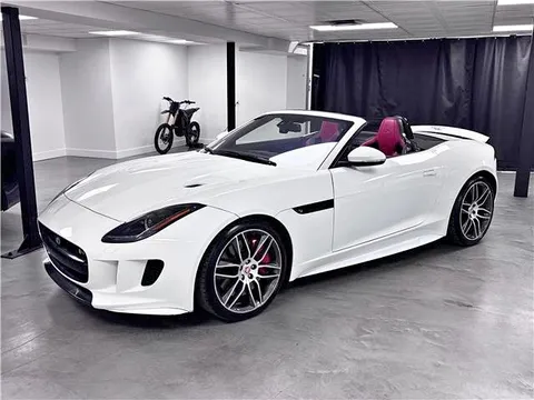 2017 Jaguar F-TYPE R