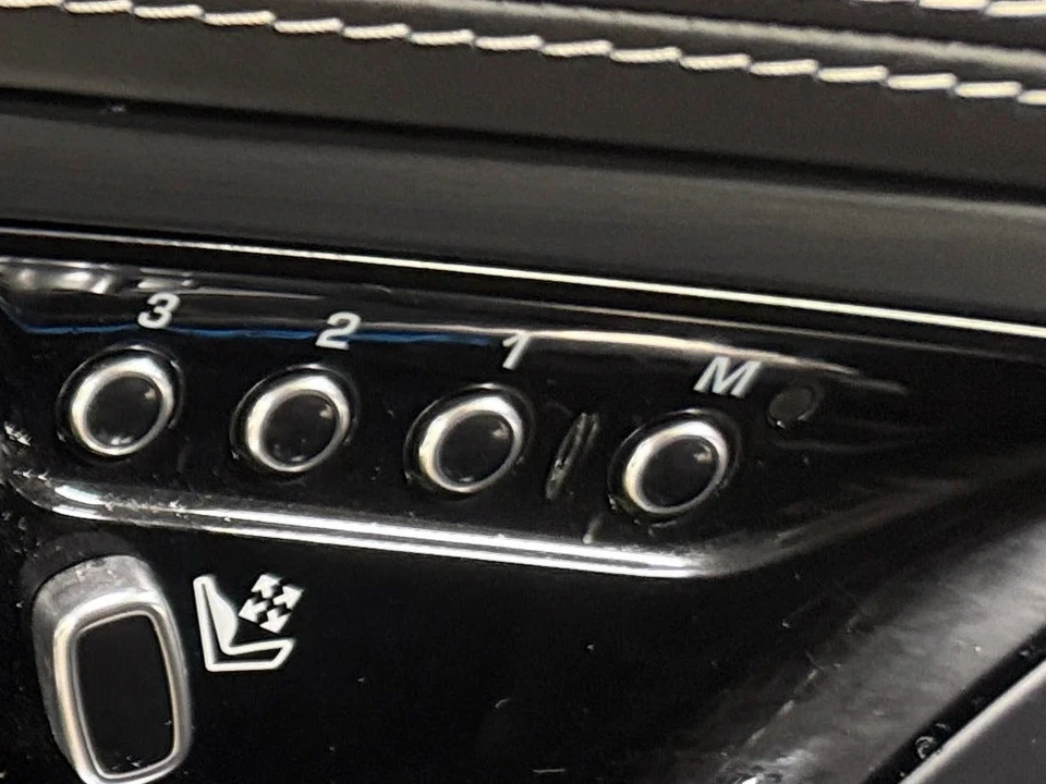 2017 Jaguar F-Type SVR 1st Gen - Image 18 of 31