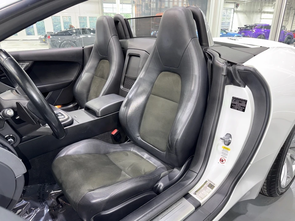 2017 Jaguar F-Type 1st Gen - Image 9 of 12