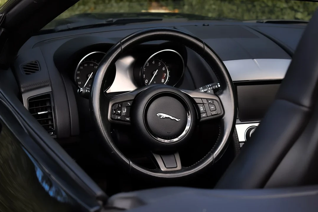 2017 Jaguar F-Type 1st Gen - Image 29 of 31