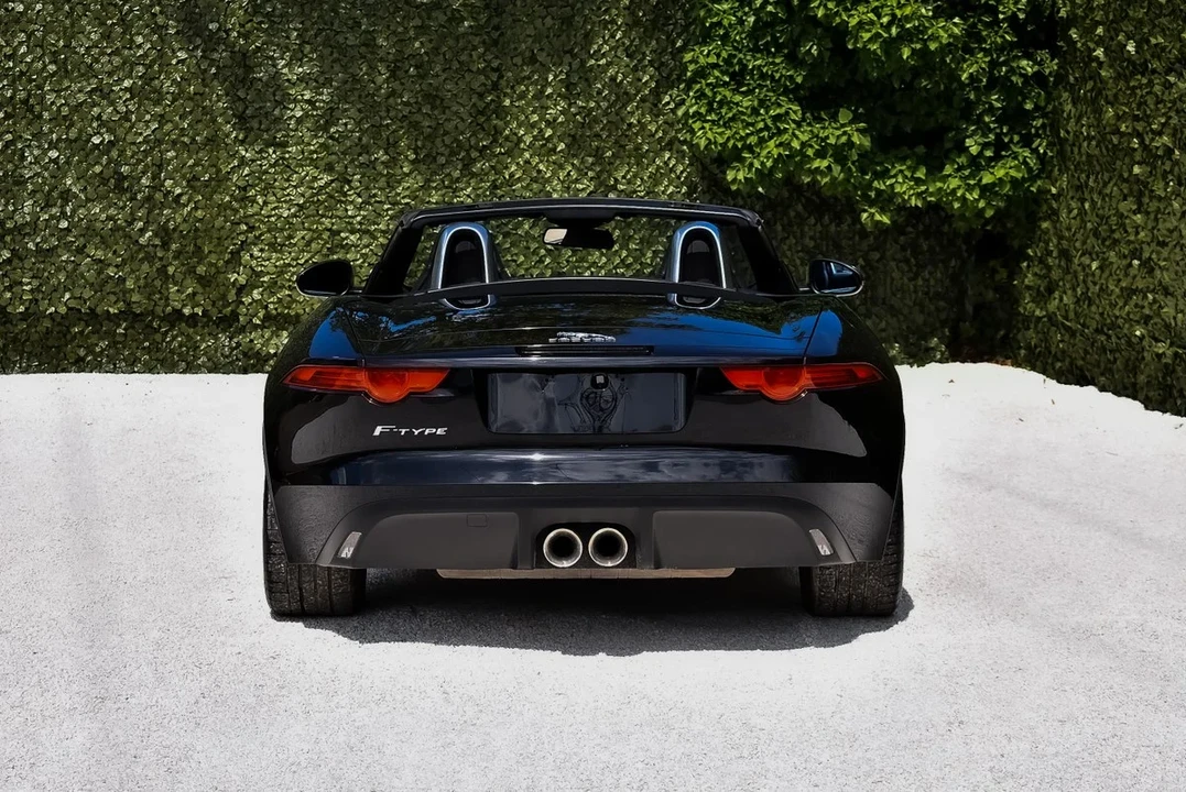 2017 Jaguar F-Type 1st Gen - Image 9 of 31