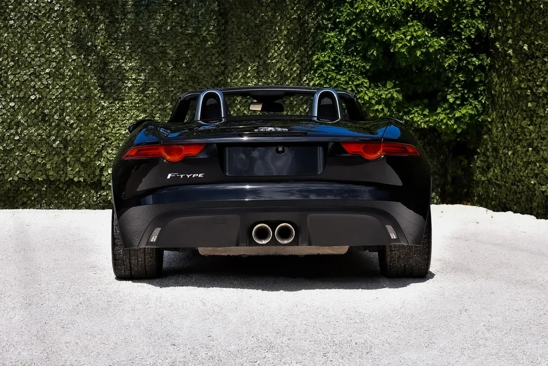 2017 Jaguar F-Type 1st Gen - Image 10 of 31