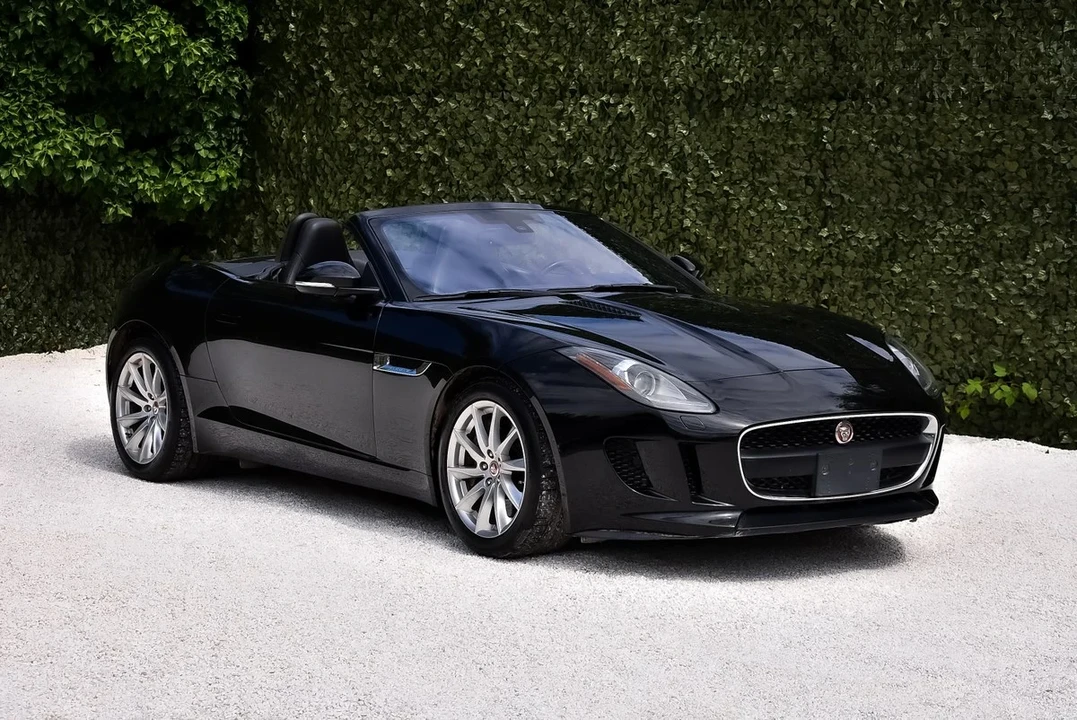 2017 Jaguar F-Type 1st Gen - Image 3 of 31