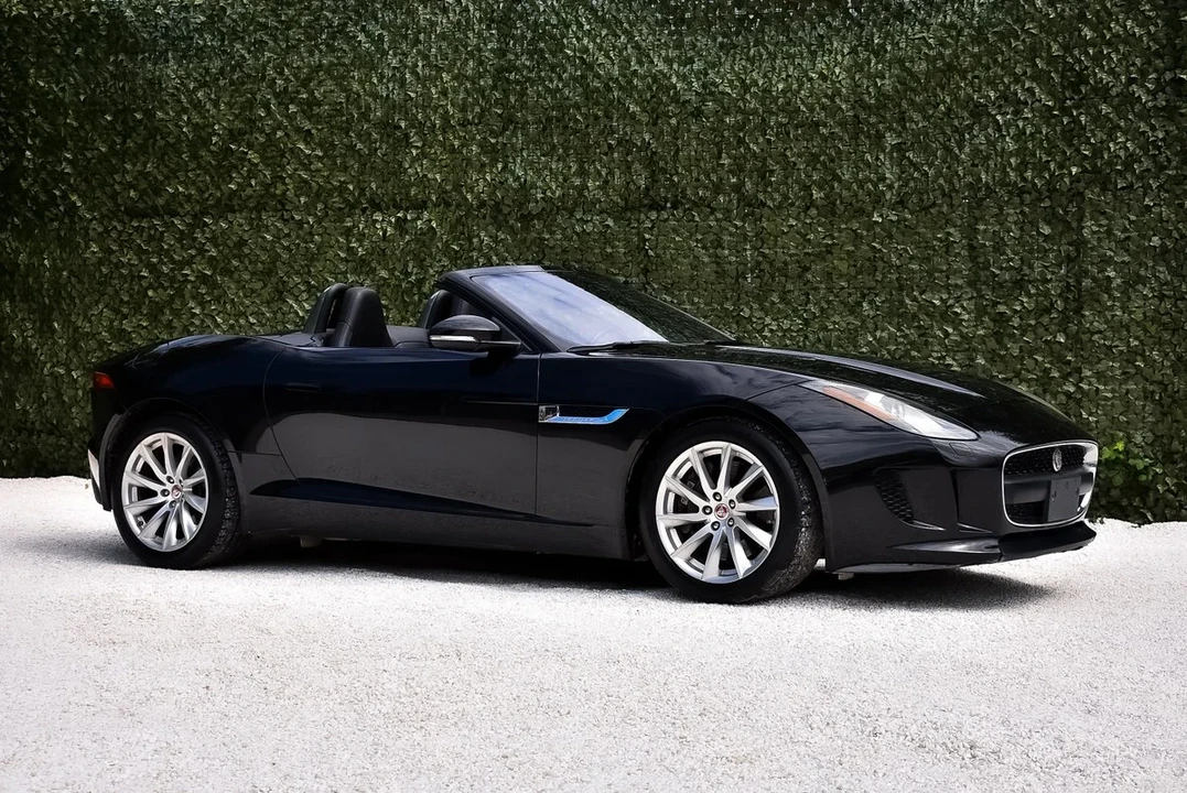 2017 Jaguar F-Type 1st Gen - Image 4 of 31