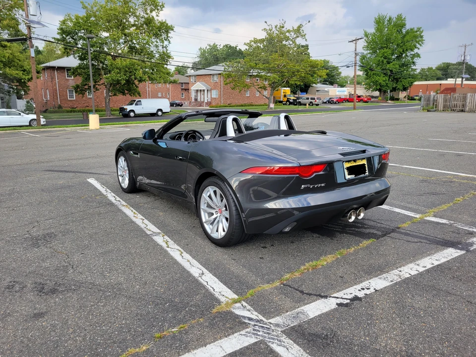 2017 Jaguar F-Type 1st Gen - Image 9 of 31