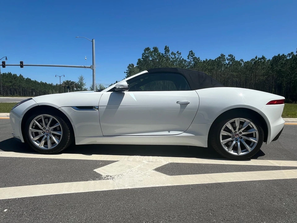 2017 Jaguar F-Type 1st Gen - Image 27 of 31