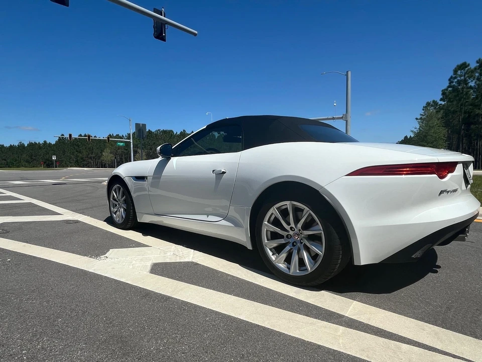 2017 Jaguar F-Type 1st Gen - Image 28 of 31