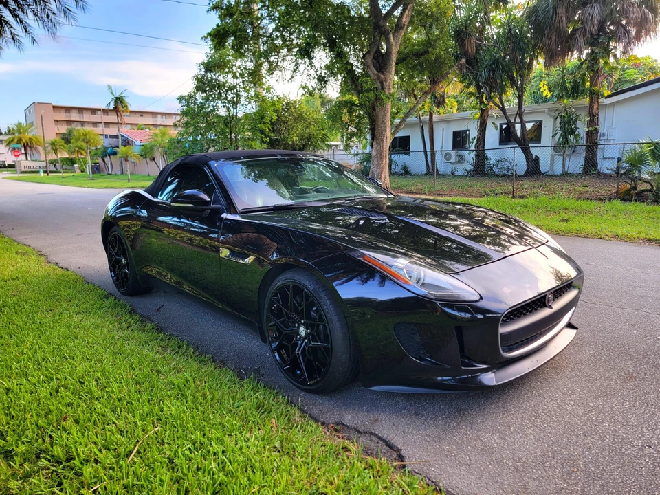 2017 Jaguar F-Type 1st Gen - Image 23 of 31