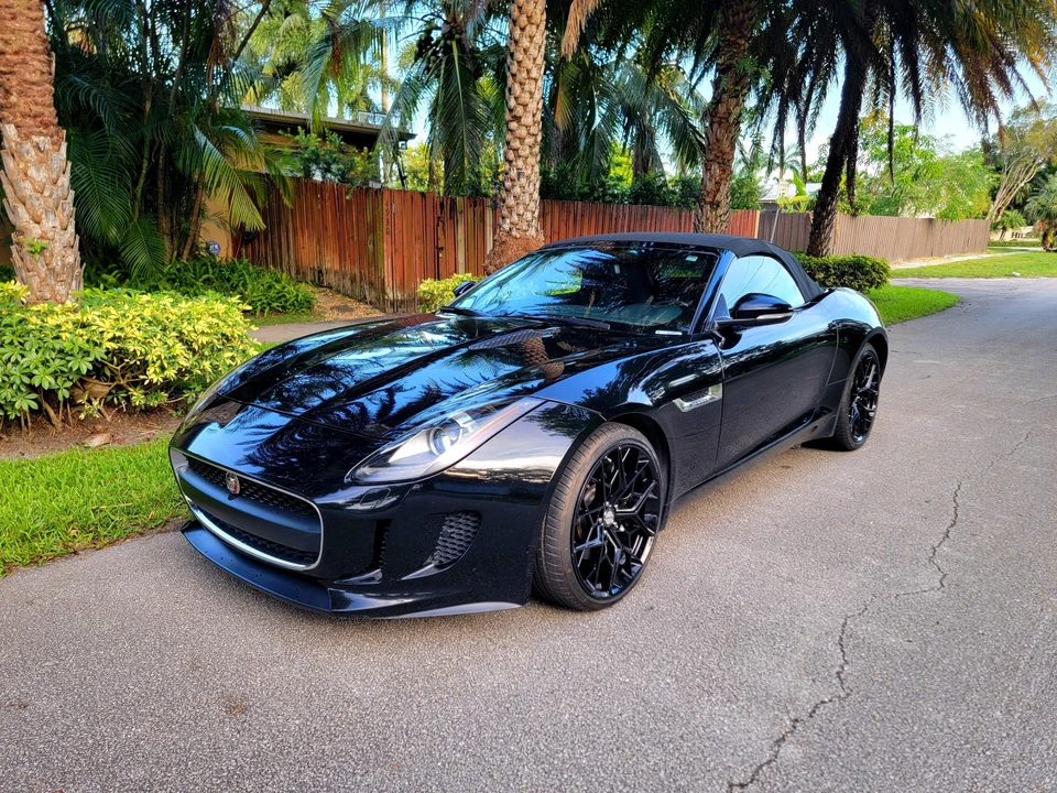 2017 Jaguar F-Type 1st Gen - Image 18 of 31