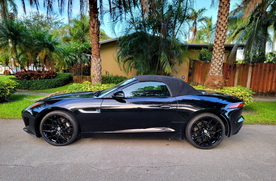 2017 Jaguar F-Type 1st Gen - Image 19 of 31