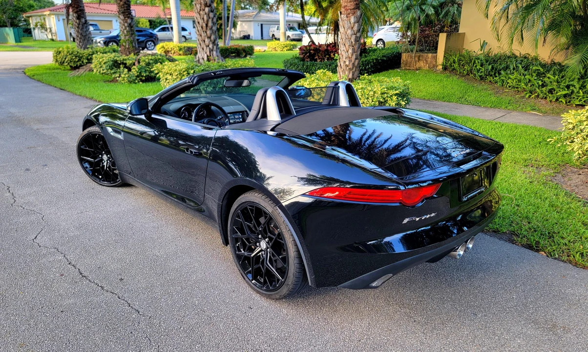 2017 Jaguar F-Type 1st Gen - Image 11 of 31