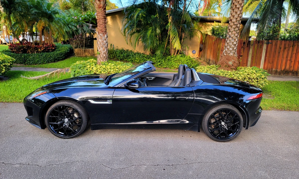 2017 Jaguar F-Type 1st Gen - Image 9 of 31