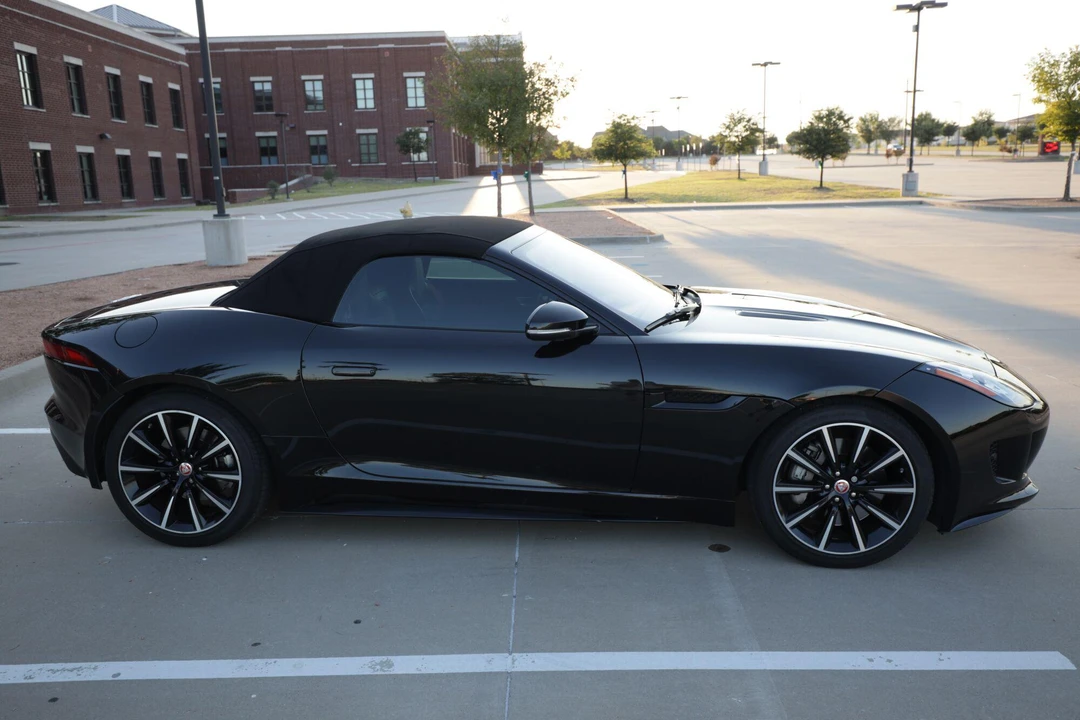 2017 Jaguar F-Type 1st Gen - Image 9 of 31