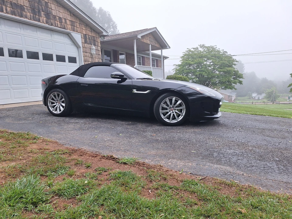 2017 Jaguar F-Type 1st Gen - Image 26 of 31