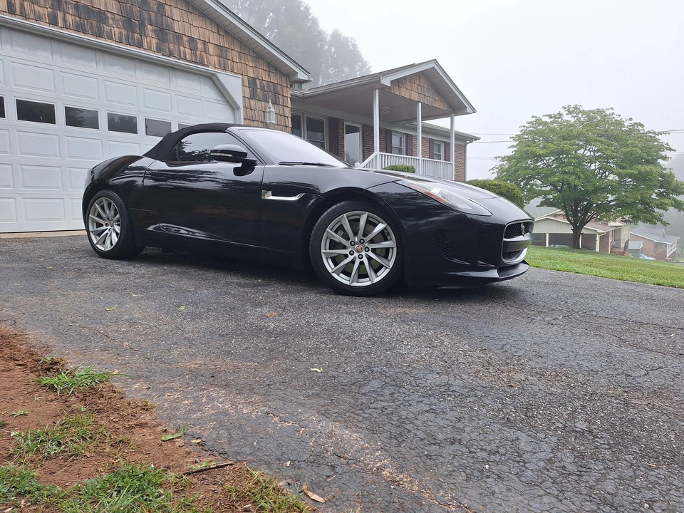 2017 Jaguar F-Type 1st Gen - Image 28 of 31