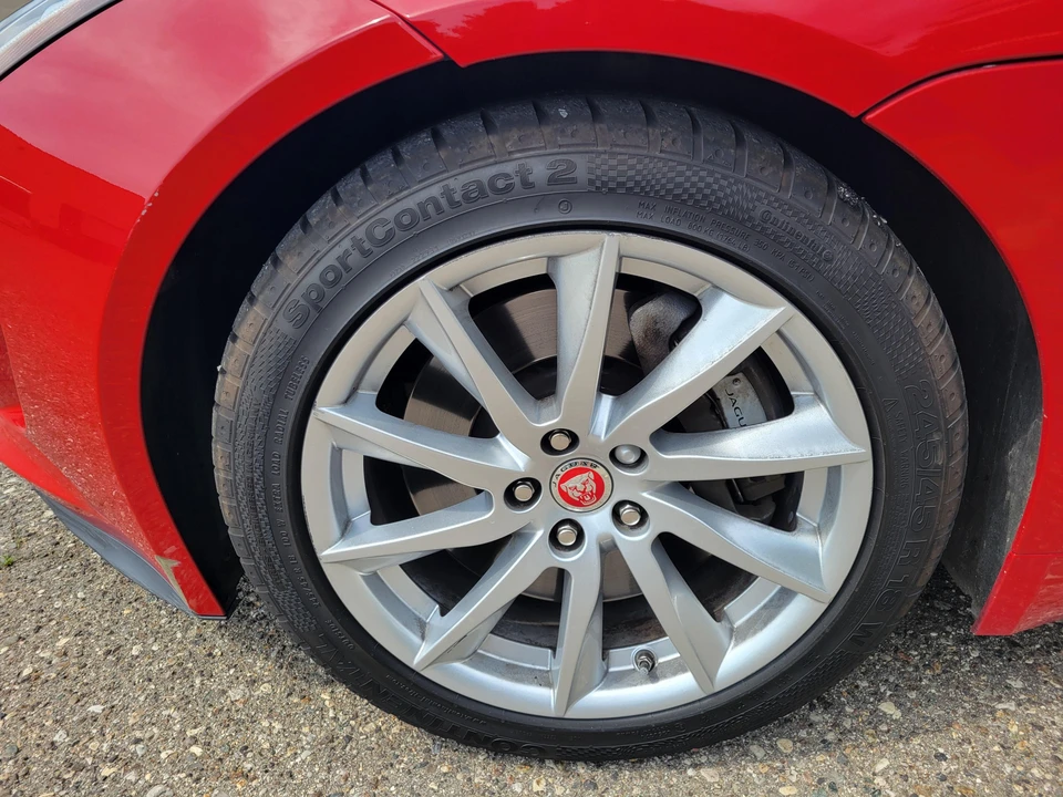 2017 Jaguar F-Type 1st Gen - Image 28 of 31