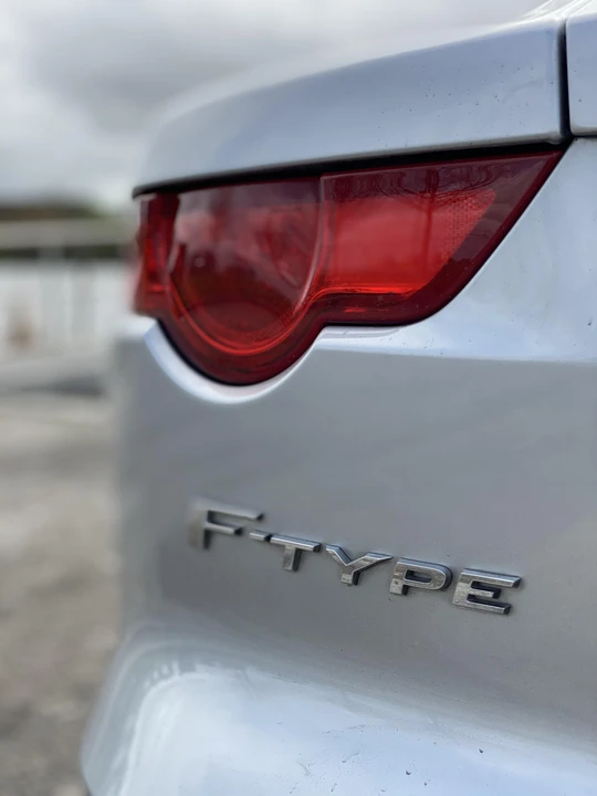 2017 Jaguar F-Type 1st Gen - Image 25 of 31