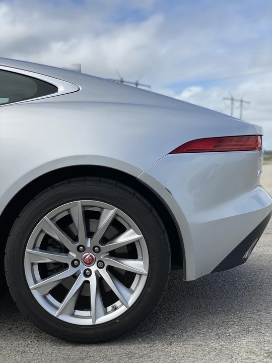 2017 Jaguar F-Type 1st Gen - Image 28 of 31