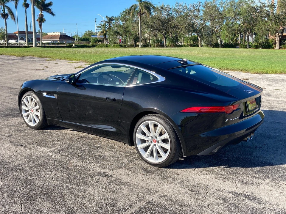 2017 Jaguar F-Type 1st Gen - Image 27 of 31