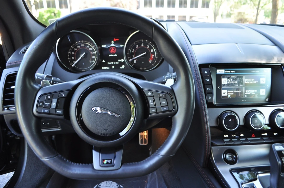 2017 Jaguar F-Type R 1st Gen - Image 13 of 31
