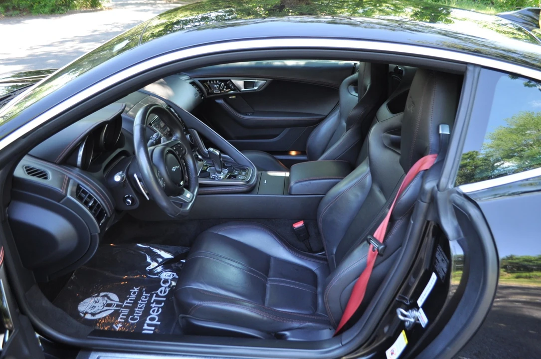 2017 Jaguar F-Type R 1st Gen - Image 8 of 31