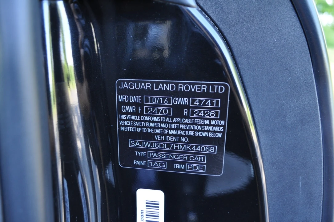 2017 Jaguar F-Type R 1st Gen - Image 26 of 31