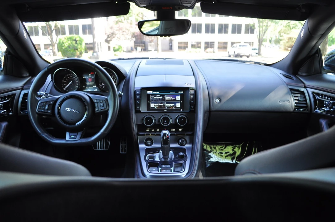 2017 Jaguar F-Type R 1st Gen - Image 12 of 31