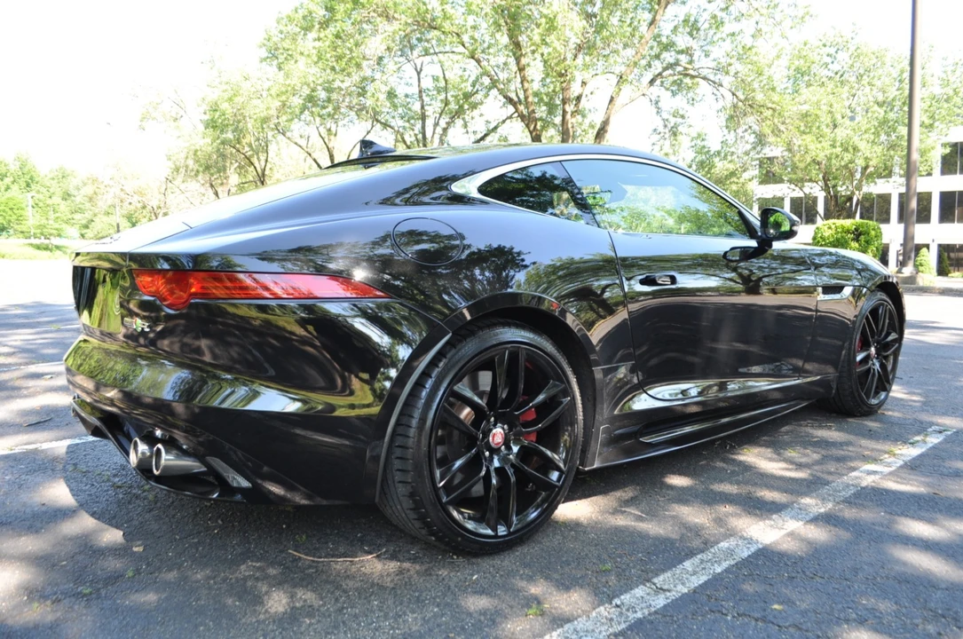 2017 Jaguar F-Type R 1st Gen - Image 4 of 31