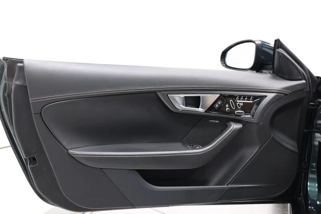 2017 Jaguar F-Type R 1st Gen - Image 10 of 31