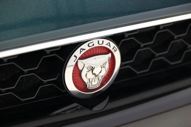 2017 Jaguar F-Type R 1st Gen - Image 6 of 31